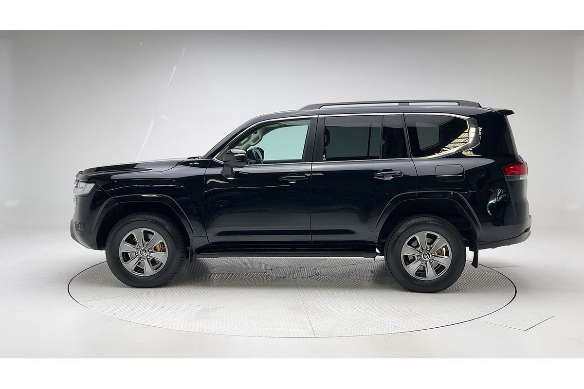 2022 Toyota Landcruiser VX FJA300R