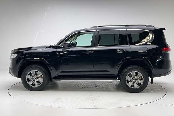 2022 Toyota Landcruiser VX FJA300R