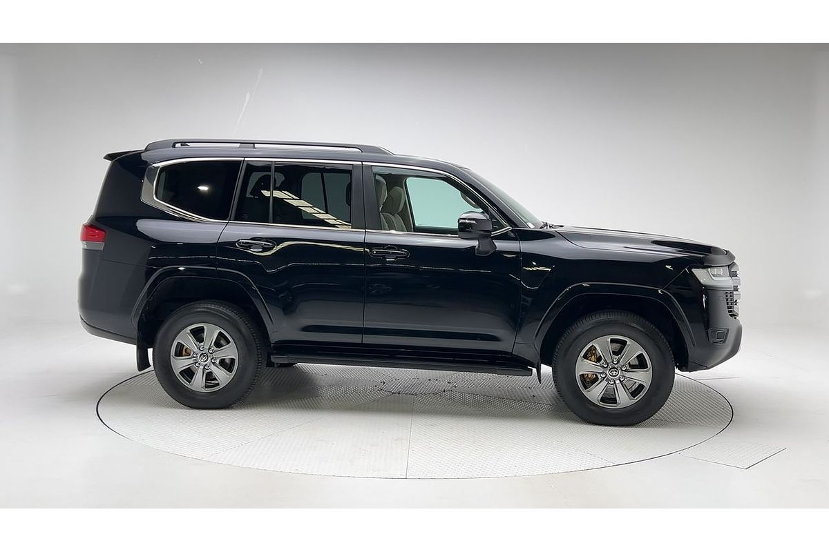 2022 Toyota Landcruiser VX FJA300R