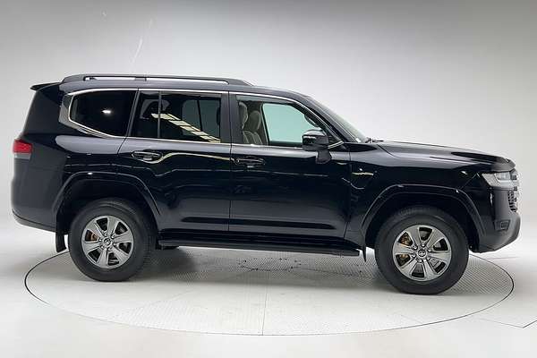 2022 Toyota Landcruiser VX FJA300R