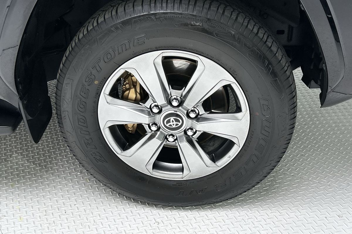 2022 Toyota Landcruiser VX FJA300R