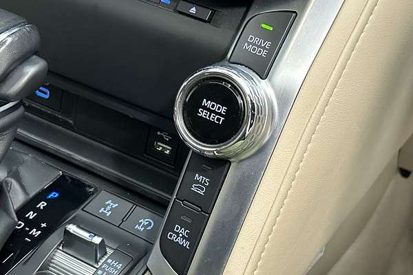 2022 Toyota Landcruiser VX FJA300R