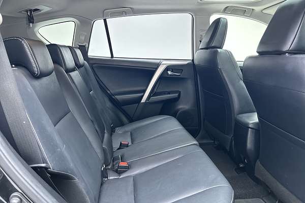 2018 Toyota RAV4 Cruiser ASA44R