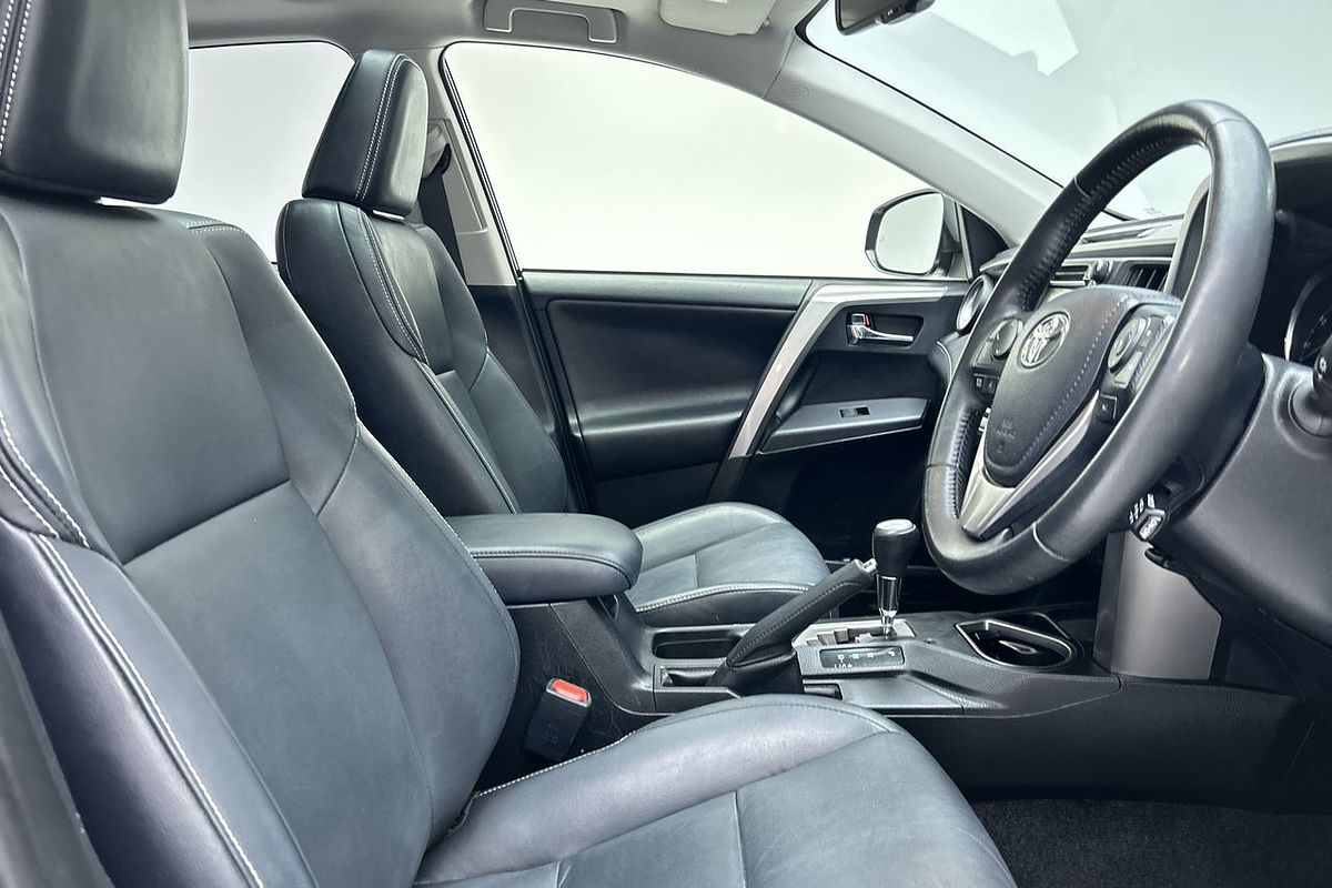 2018 Toyota RAV4 Cruiser ASA44R
