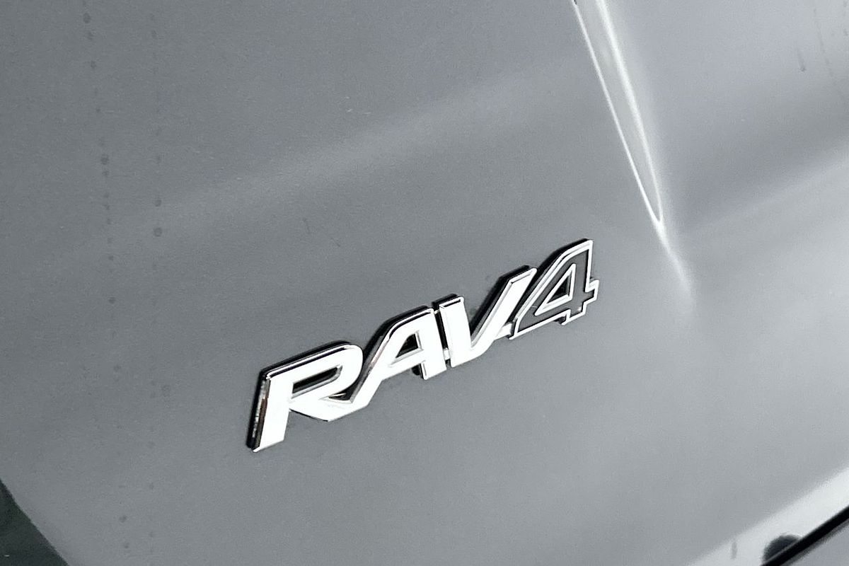 2018 Toyota RAV4 Cruiser ASA44R