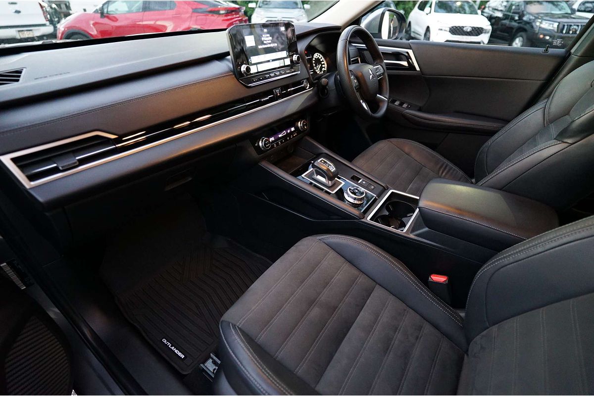 2023 Mitsubishi Outlander Aspire ZM