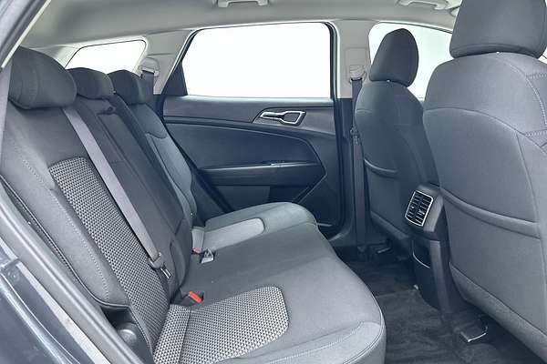 2024 Kia Sportage S NQ5