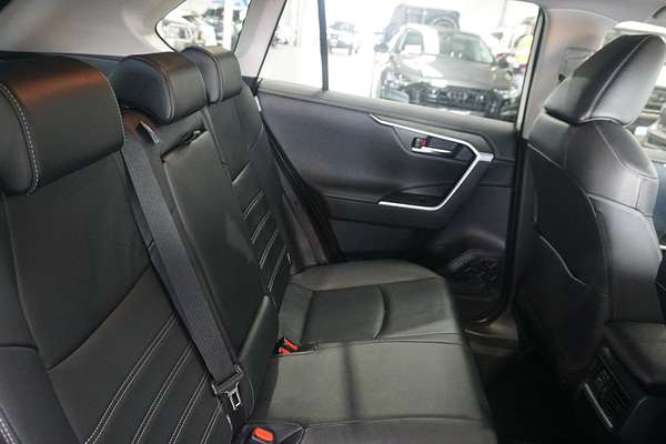 2020 Toyota RAV4 Cruiser AXAH52R
