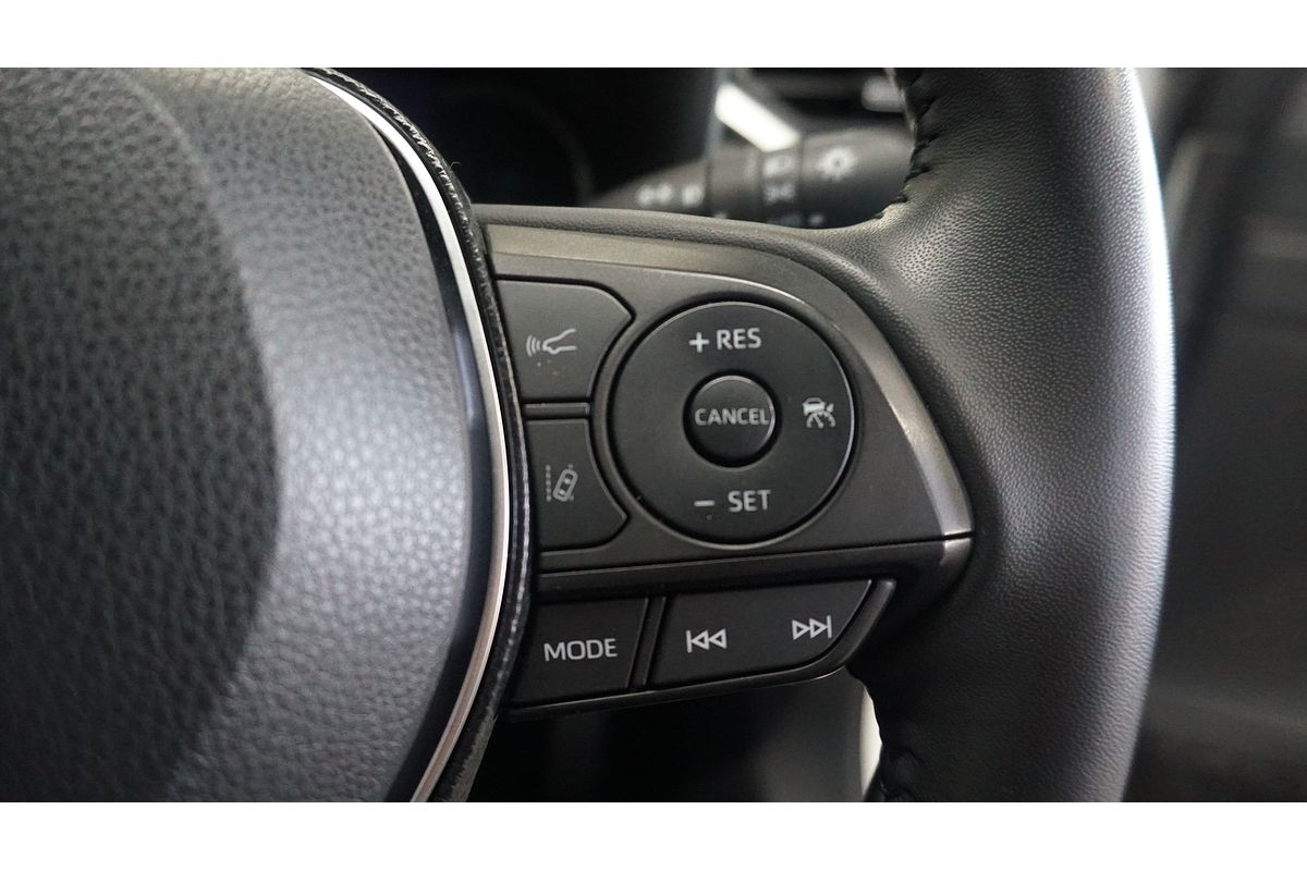 2020 Toyota RAV4 Cruiser AXAH52R