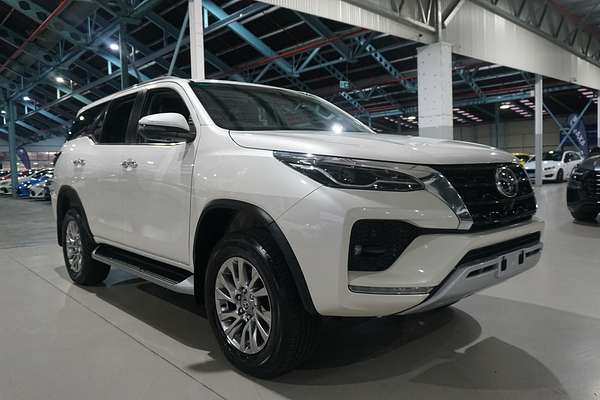 2022 Toyota Fortuner Crusade GUN156R