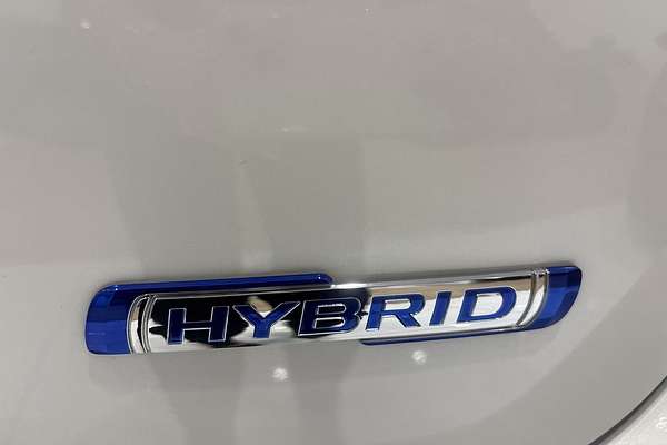 2024 Suzuki Swift Hybrid Plus UZ