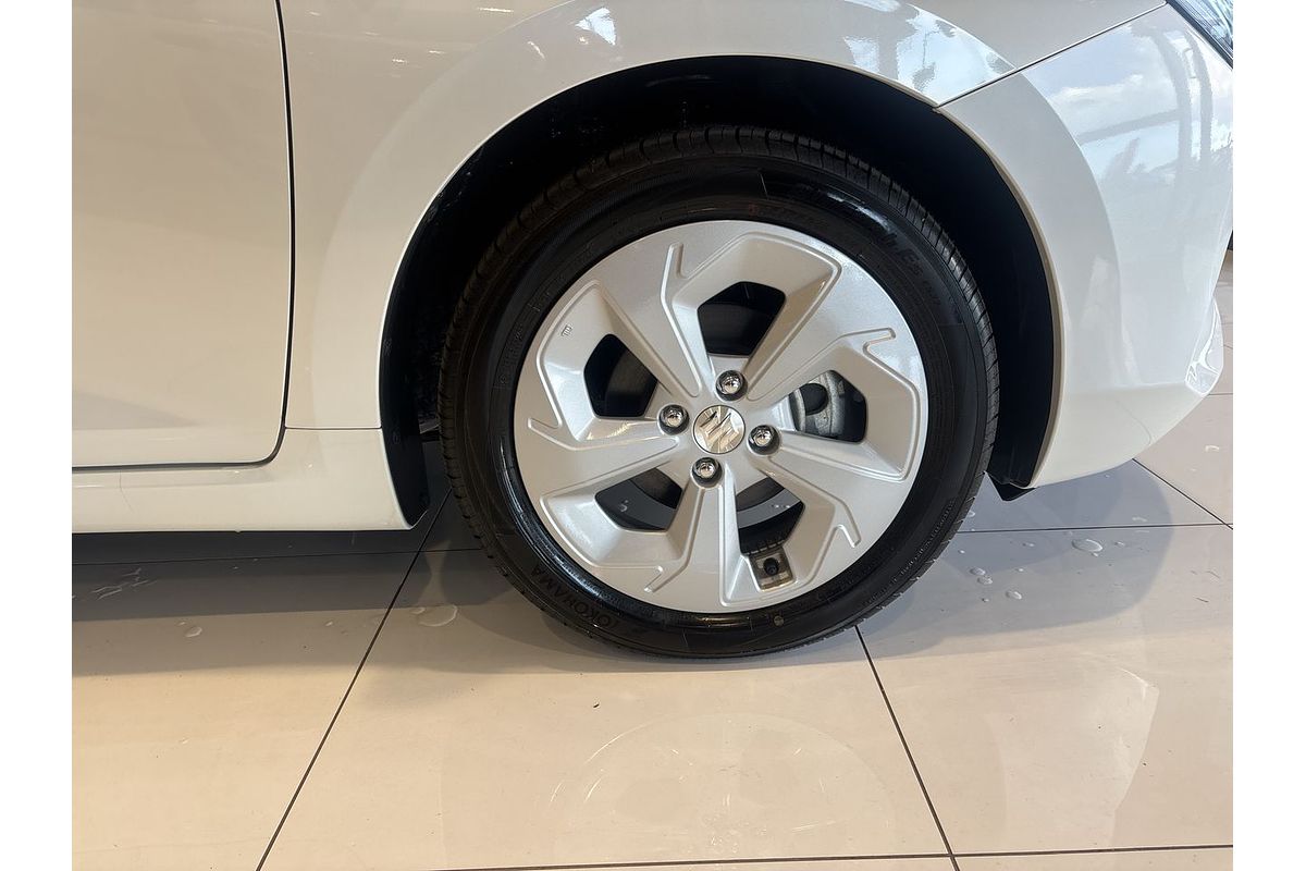 2024 Suzuki Swift Hybrid Plus UZ