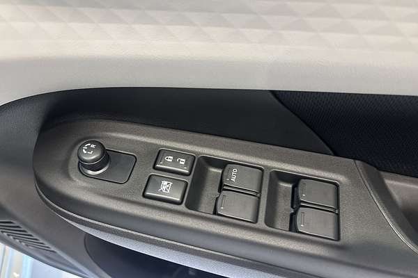 2024 Suzuki Swift Hybrid Plus UZ