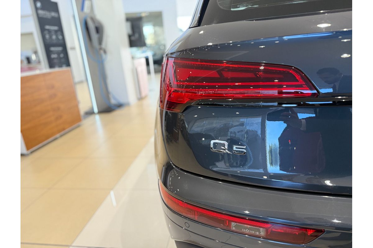 2023 Audi Q5 40 TDI FY