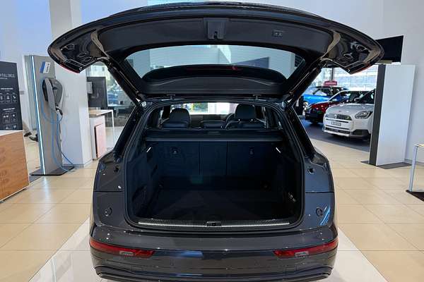 2023 Audi Q5 40 TDI FY