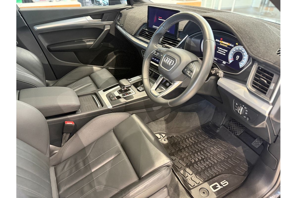 2023 Audi Q5 40 TDI FY