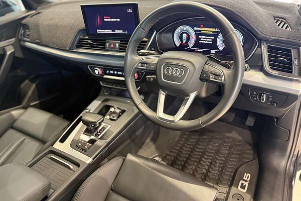2023 Audi Q5 40 TDI FY