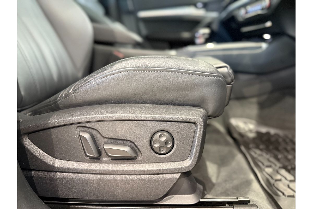 2023 Audi Q5 40 TDI FY