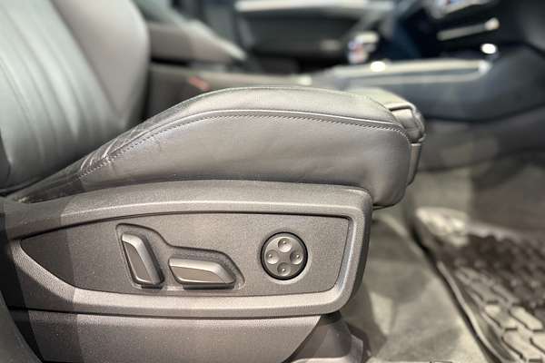 2023 Audi Q5 40 TDI FY