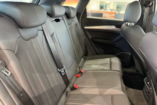 2023 Audi Q5 40 TDI FY