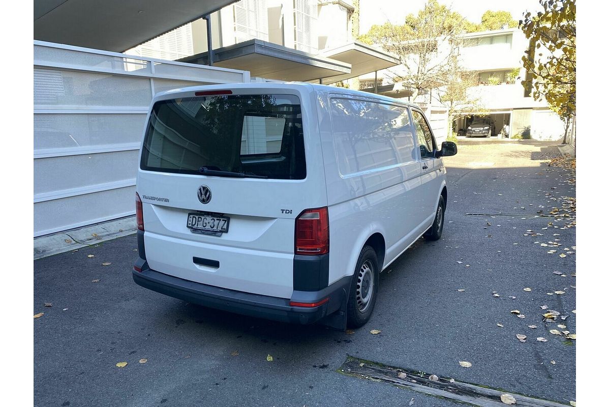 2017 Volkswagen Transporter TDI250 Runner T6 SWB