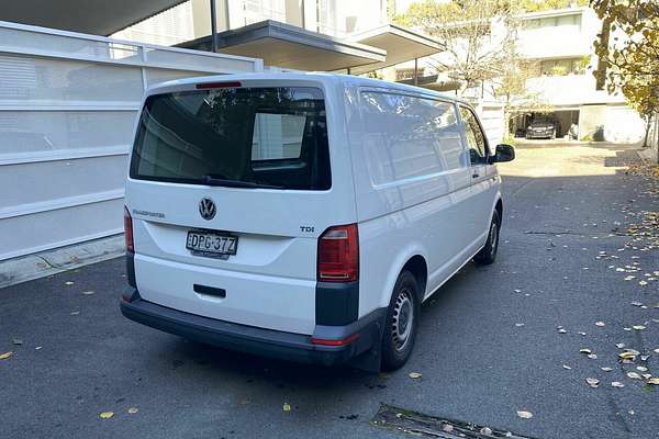 2017 Volkswagen Transporter TDI250 Runner T6 SWB