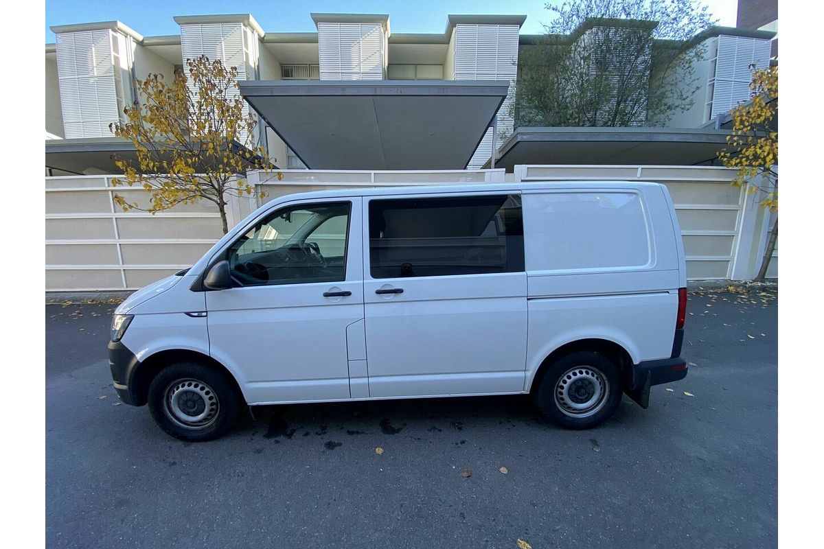 2017 Volkswagen Transporter TDI250 Runner T6 SWB
