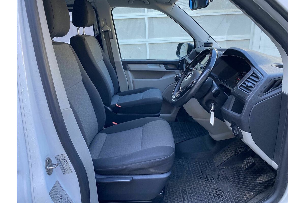 2017 Volkswagen Transporter TDI250 Runner T6 SWB