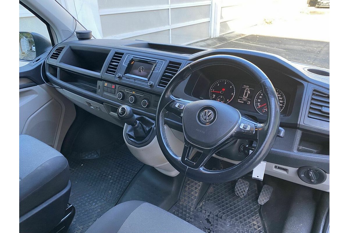 2017 Volkswagen Transporter TDI250 Runner T6 SWB