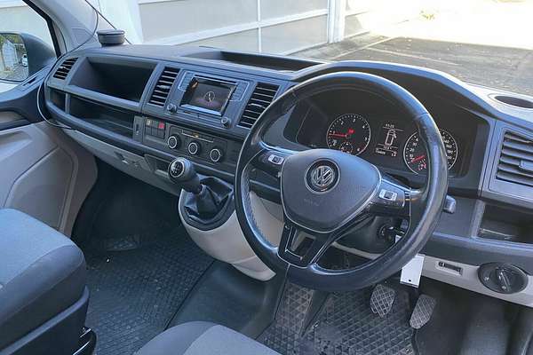 2017 Volkswagen Transporter TDI250 Runner T6 SWB
