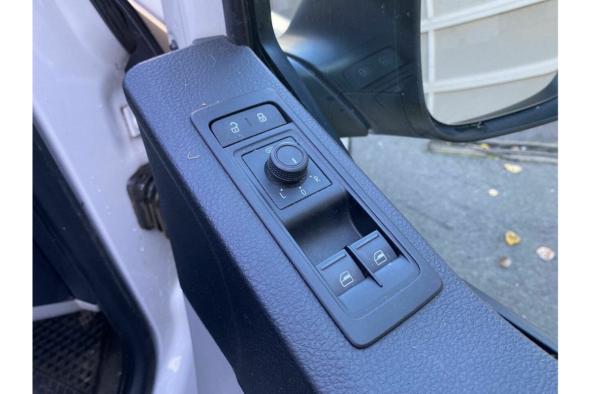 2017 Volkswagen Transporter TDI250 Runner T6 SWB
