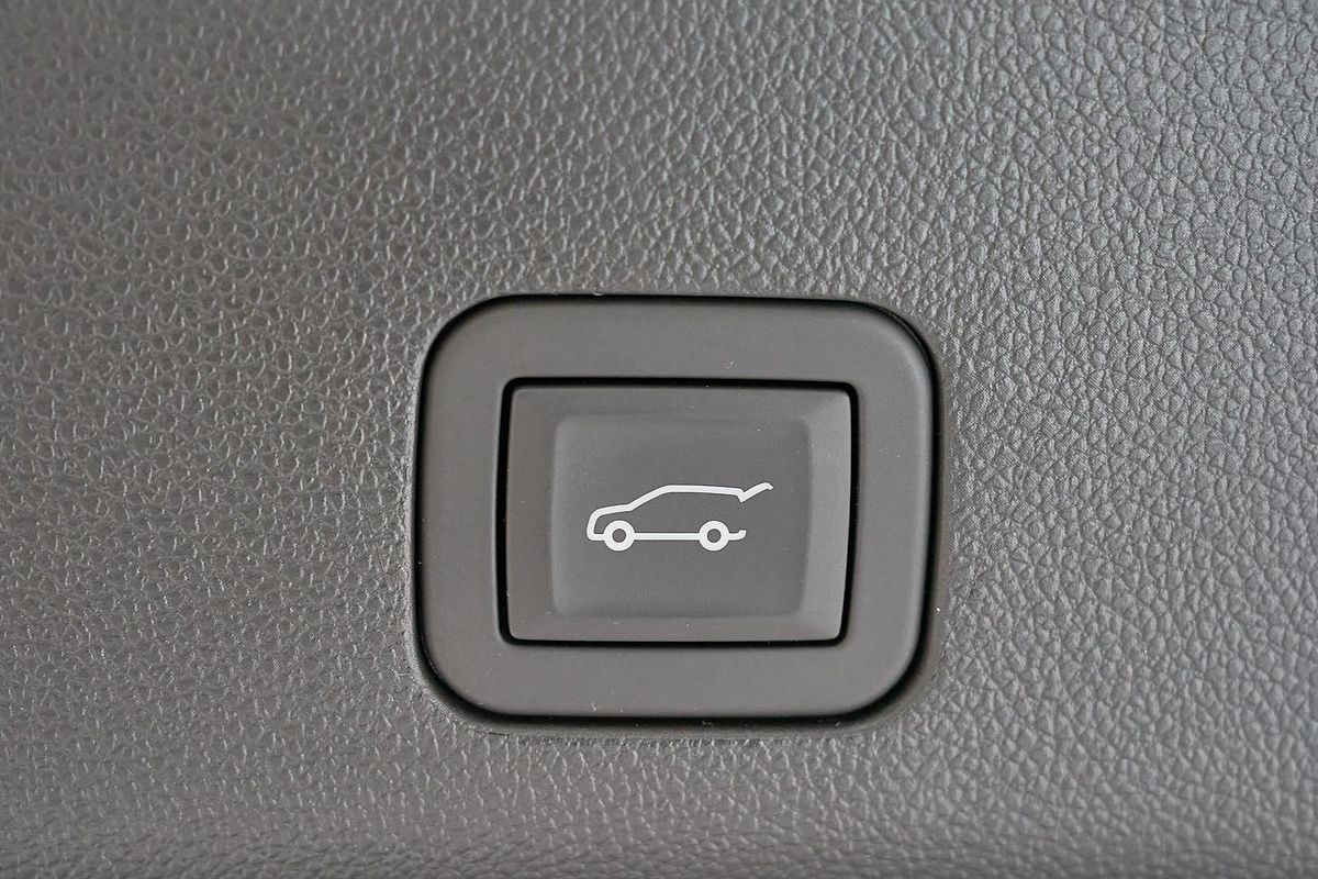 2025 GMC Yukon Denali T1
