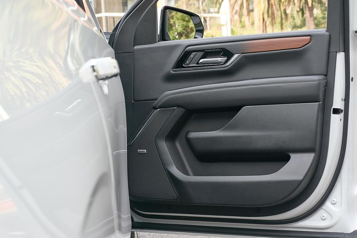 2025 GMC Yukon Denali T1