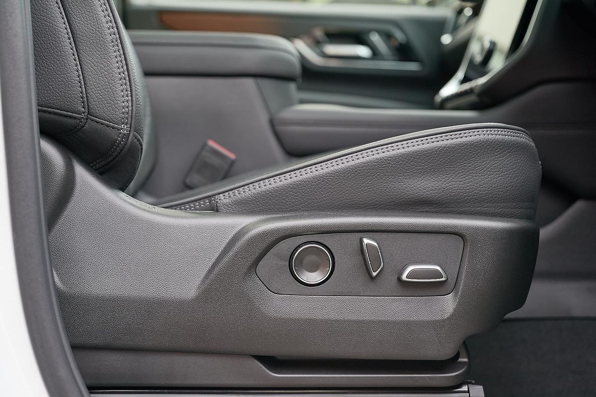 2025 GMC Yukon Denali T1