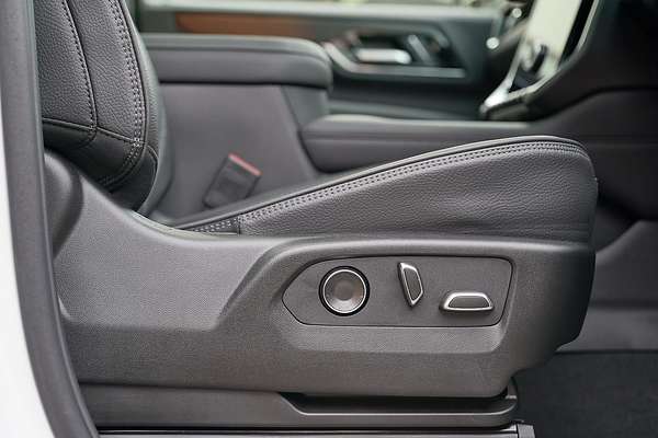 2025 GMC Yukon Denali T1