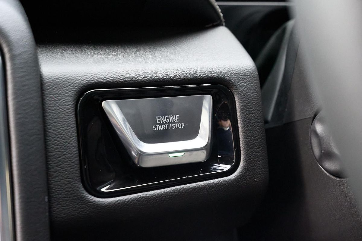2025 GMC Yukon Denali T1