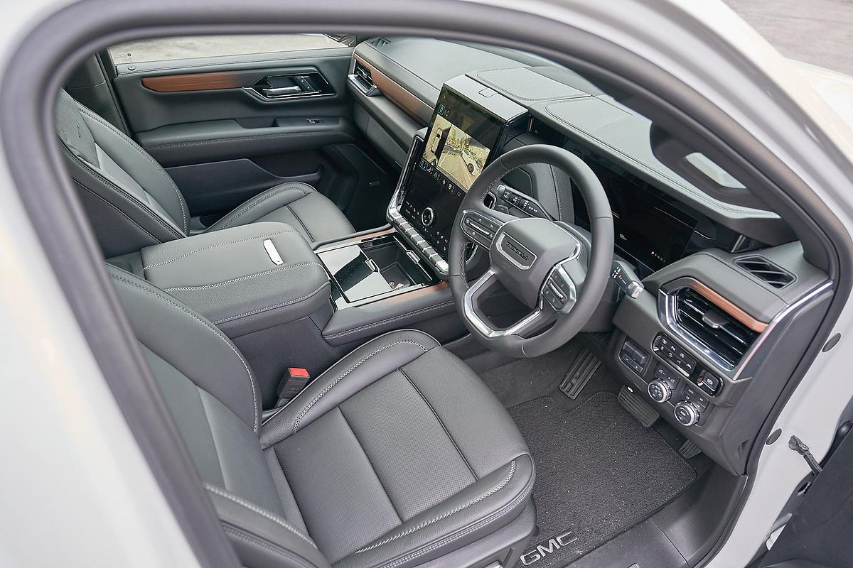 2025 GMC Yukon Denali T1