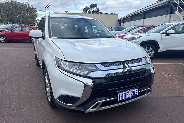 2020 Mitsubishi Outlander ES ZL