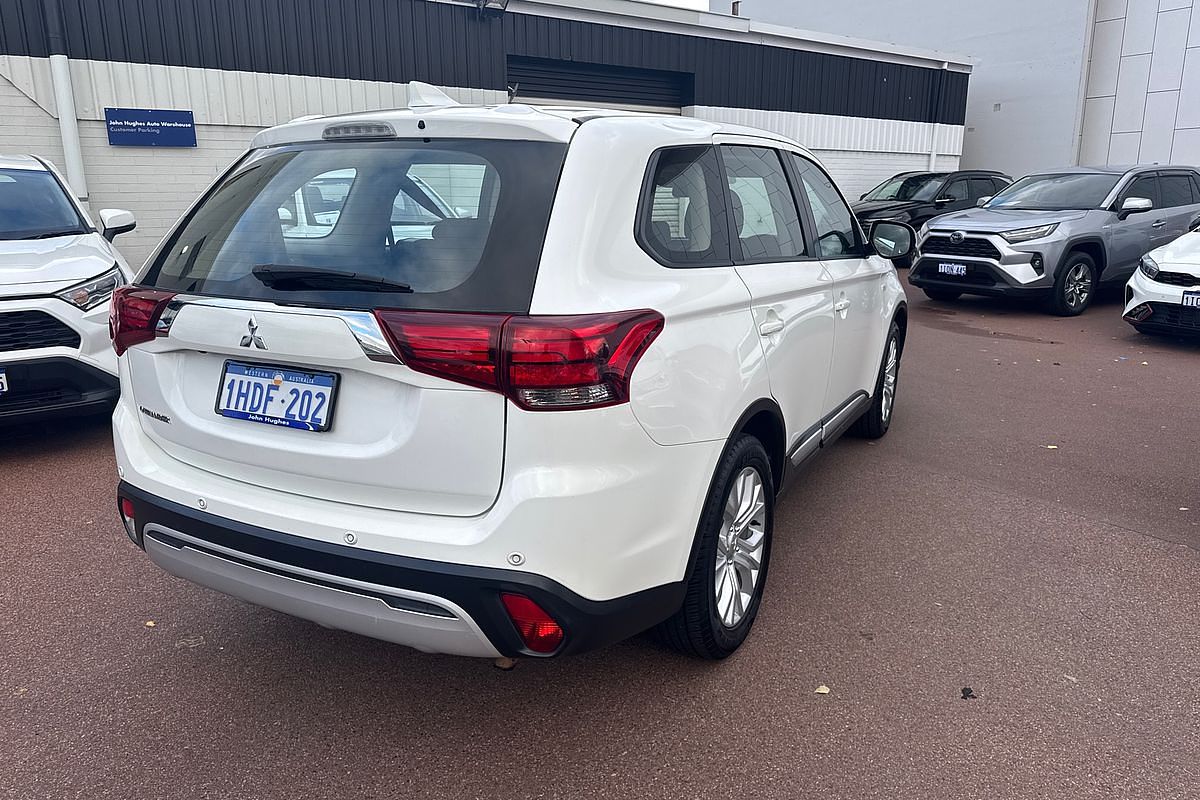 2020 Mitsubishi Outlander ES ZL