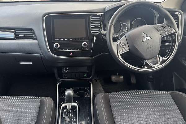 2020 Mitsubishi Outlander ES ZL