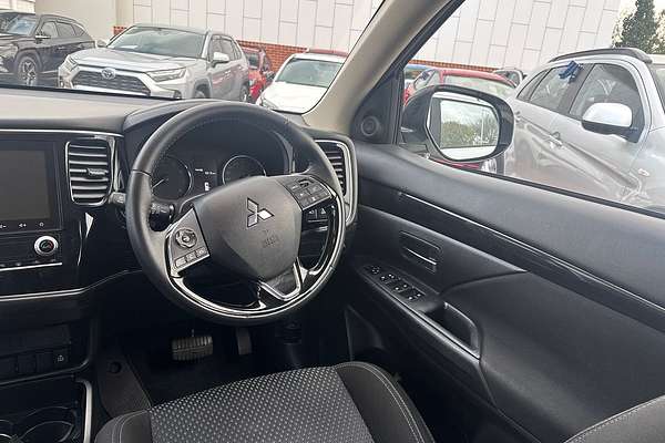 2020 Mitsubishi Outlander ES ZL