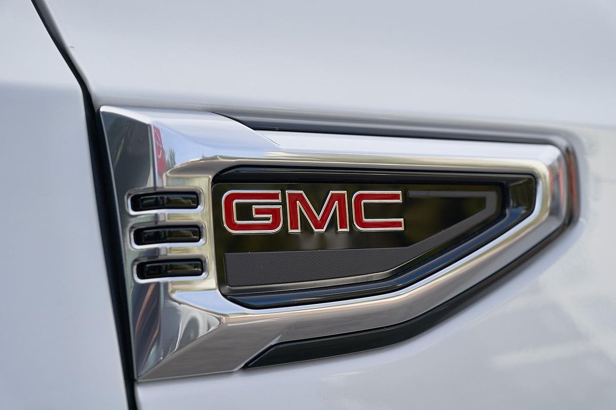 2025 GMC Yukon Denali T1