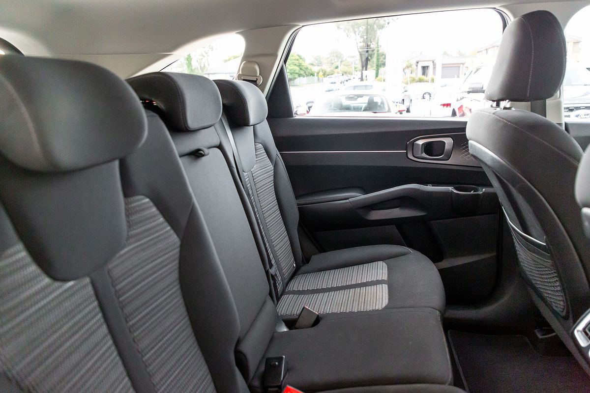 2023 Kia Sorento Sport MQ4