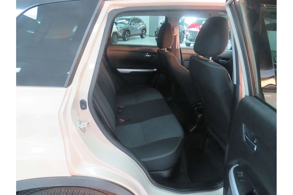 2015 Suzuki Vitara RT-S LY