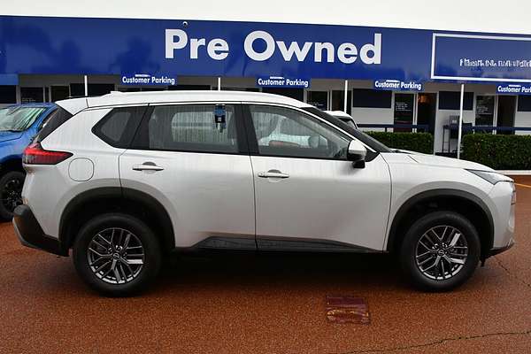 2023 Nissan X-TRAIL ST T33
