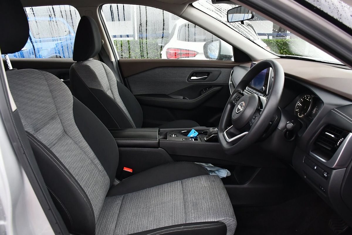 2023 Nissan X-TRAIL ST T33