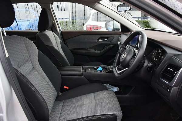 2023 Nissan X-TRAIL ST T33