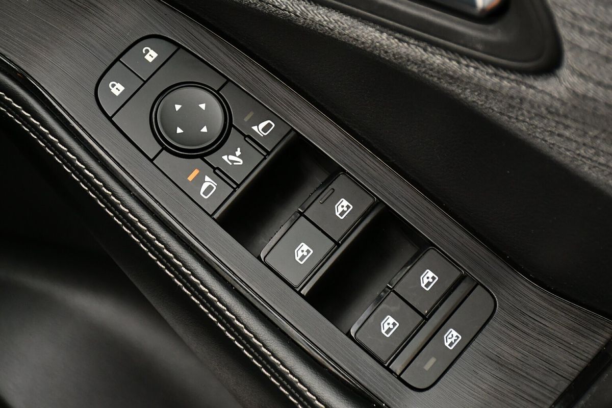 2023 Nissan X-TRAIL ST T33