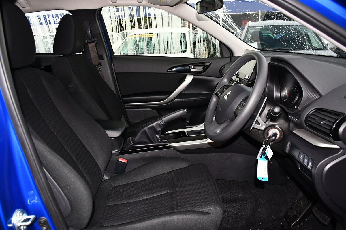 2024 Mitsubishi Eclipse Cross ES YB
