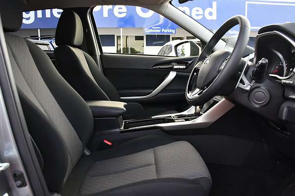 2024 Mitsubishi Eclipse Cross LS YB